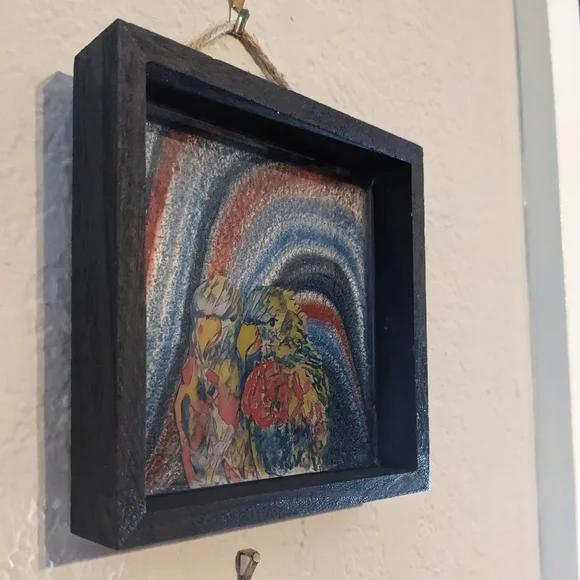 Birds Wall Art Handmade Parrot Design Resin Blue Red Home Decor Love - Picture 11 of 12